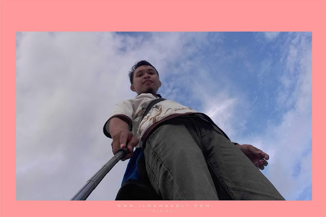 Sepasang Sendal Dan Kisah Yang Perlahan Memudar Sepasang Sendal Dan Kisah Yang Perlahan Memudar