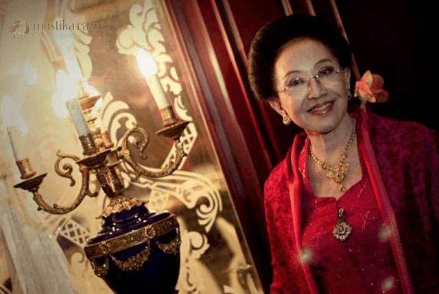Sosok Ibu Mooryati Soedibyo Sosok Ibu Mooryati Soedibyo mustikaratu