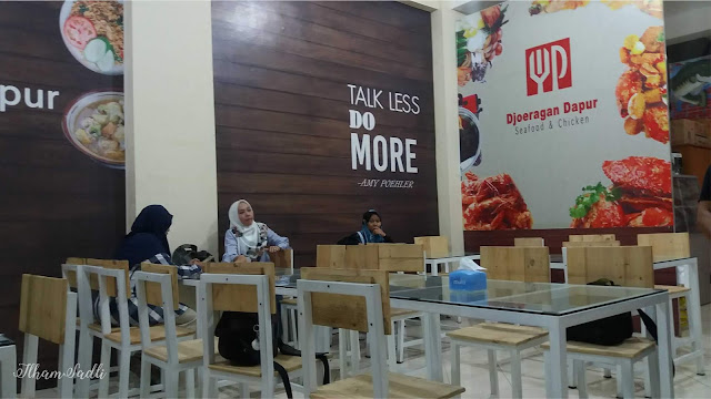 Djoeragan Dapoer Malang: Sensasi Kepiting Hambur Yang Menggoda Selera Djoeragan Dapoer Malang: Sensasi Kepiting Hambur Yang Menggoda Selera