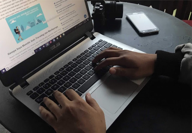 Asus VivoBook Ultra A412DA dan Tabungan Masa Depan Asus VivoBook Ultra A412DA dan Tabungan Masa Depan